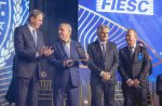 Fundador da Automatic recebe Ordem do Mérito Industrial da FIESC